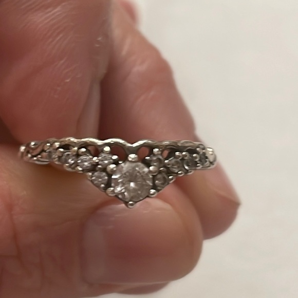 Pandora Fairytale Tiara Wishbone Ring - Picture 4 of 8